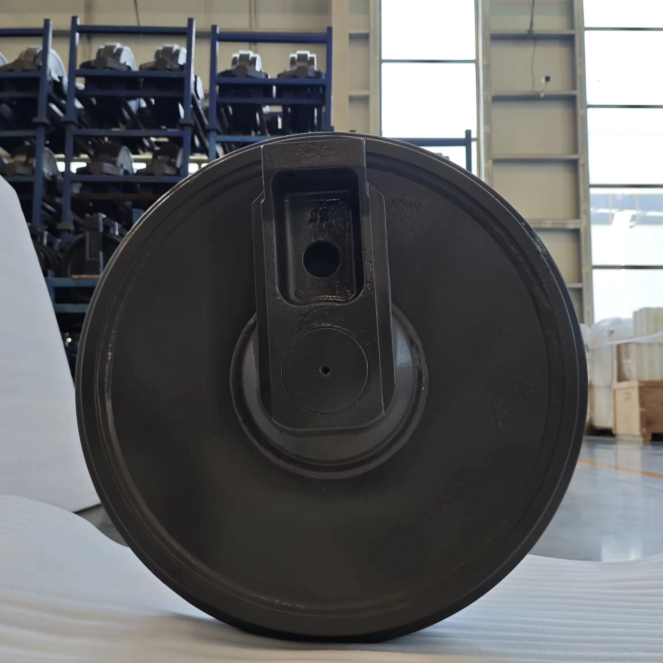 

New Condition Alloy Steel Excavator Track Idler Wheel For Building Machinery Repair Manufacturing Construction Machinery Parts