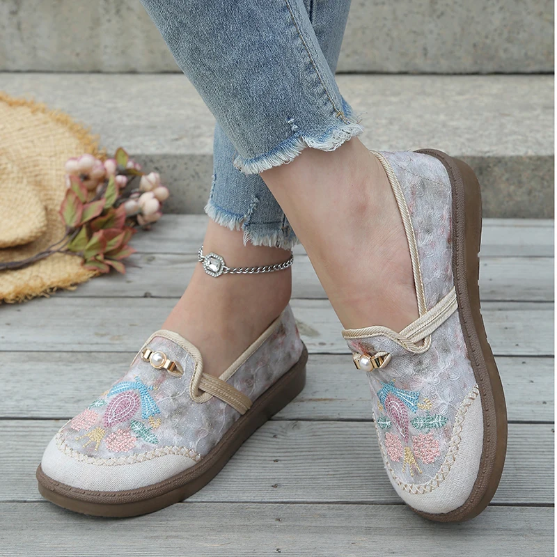 

Women's flat shoes, casual mom shoes, women's loafers, ancient-style Hanfu shoes, ancient costume shoes, free shipping shoes