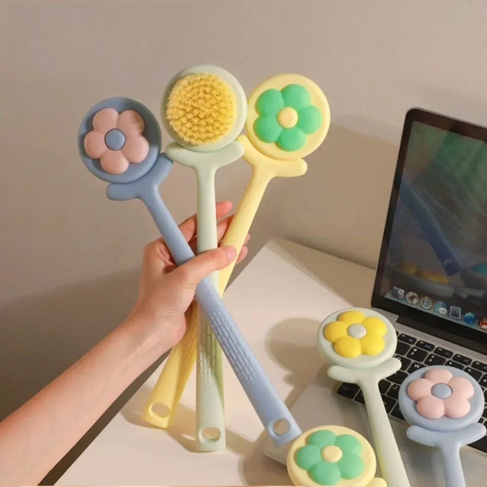 

Cute Flower Bath Brush Long Handle Soft Bristles Exfoliating Body Scrub for Back Comfortable Showering Versatile Bathing Tool