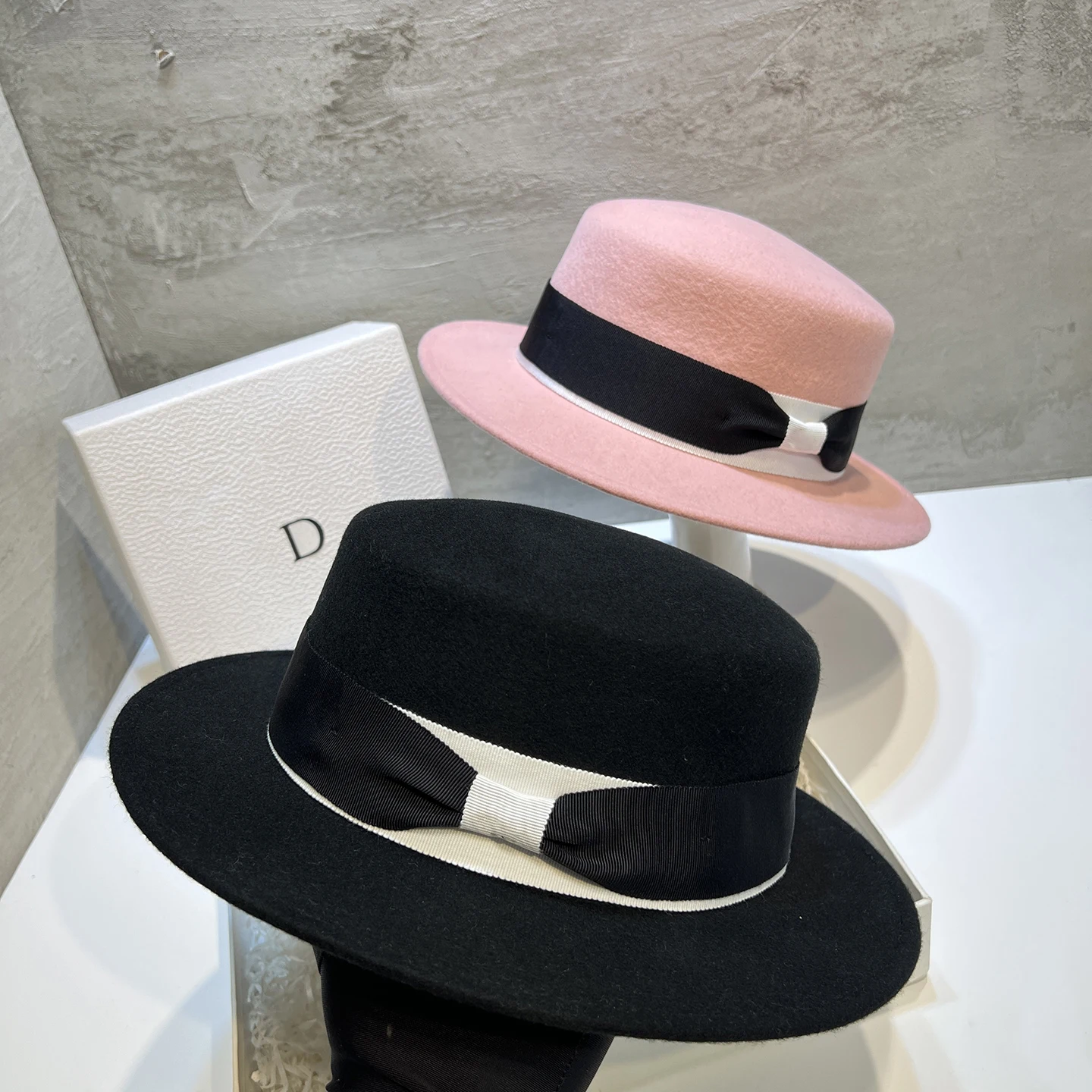 elegant-australian-wool-felt-hat-women's-autumn-winter-bow-tie-small-face-women's-flat-top-large-brim-hat
