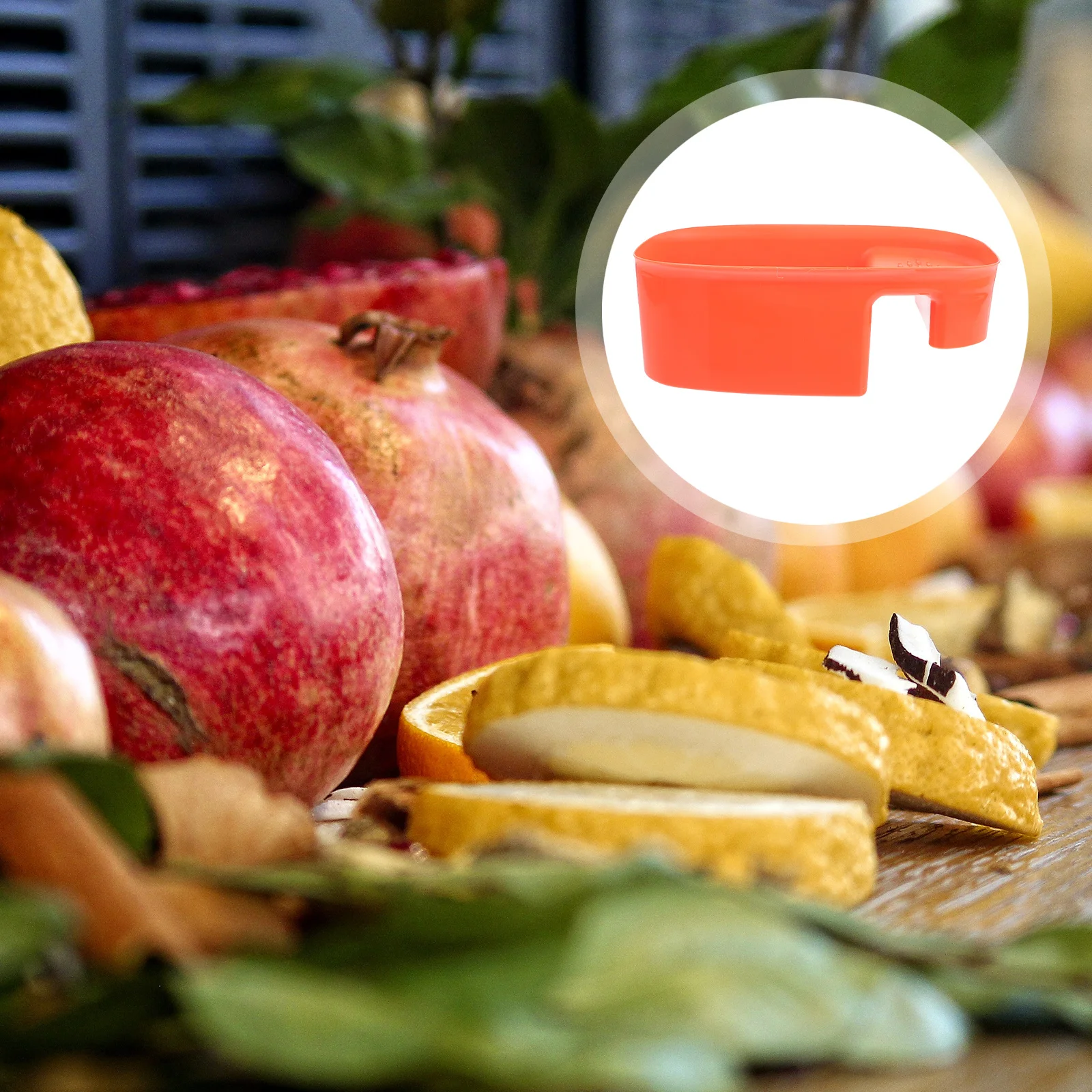 

1pc Drain Sink Storage Basket Plastic Kitchen Sink Drain Colander Smooth Edges Multifunction Saddle-Shaped Strainer For Fruits