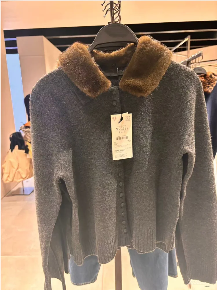 

Sweet Faionable Artificial Fur Effect Knitted Cardigan Coat New Autumn 2025 Women's Regular Fit Soft Polyester Long Sve