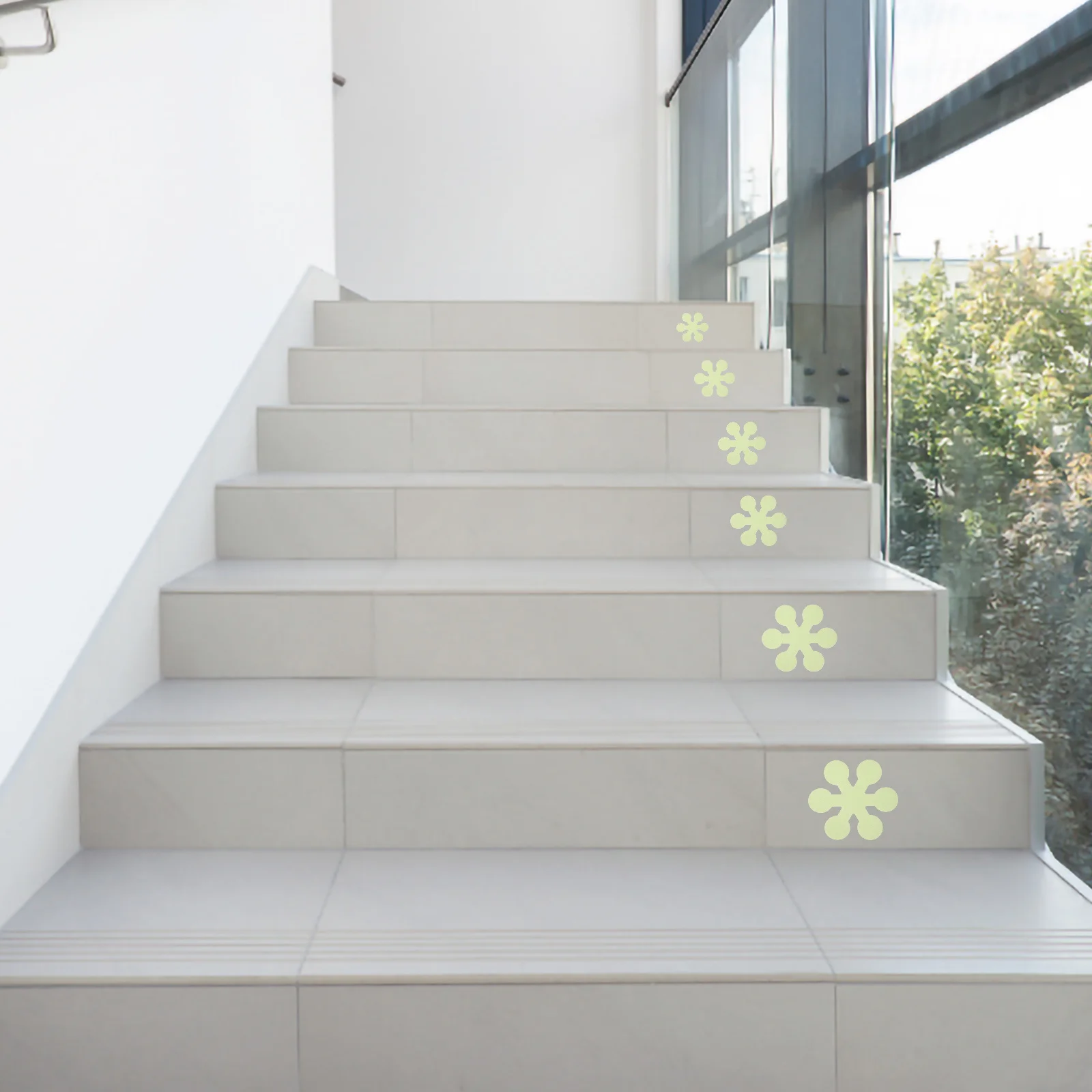 

20pcs Anti-Slip Warning Strips Luminous Self-Adhesive Stair Tapes For Home Safety Glow In The Dark Non-Slip Steps Stickers