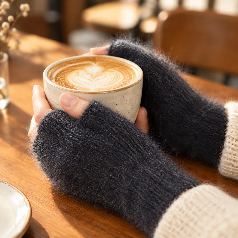 Mink Cashmere Gloves Autumn Winter Warm Gloves Lovely Fingerless Racoon Wool Mitten Wrist Length Thumb Hole Mitts Fashion Female