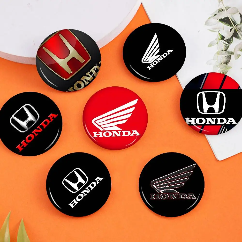 H-HRC H-HONDA Motorcycle Logo Tinplate Pin Button Custom Anime Role Old-school Brooch Cartoon Collar Badge Jewelry Gift Fans