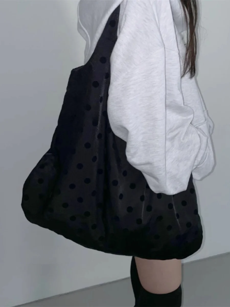 Adorable Large Capacity Polka Dot Shoulder Handbag Street Style Retro Japanese Trend Cotton Unisex Bag Foldable Medium Size