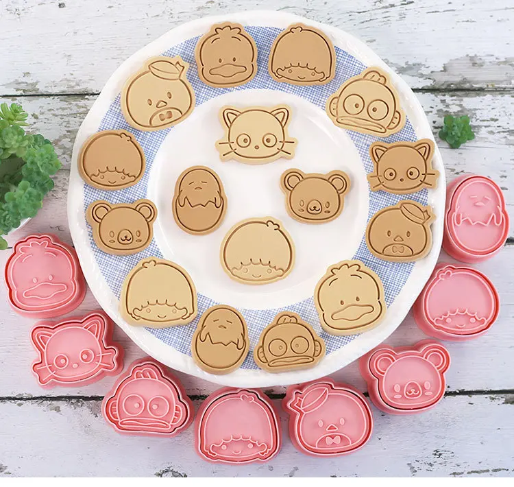 24pcs/set Cookie Mold Sanrio 3D Cartoon Biscuit Cinnamonroll Kuromi HelloKitty Anime Figure DIY Baking Accessories Cutter Custom