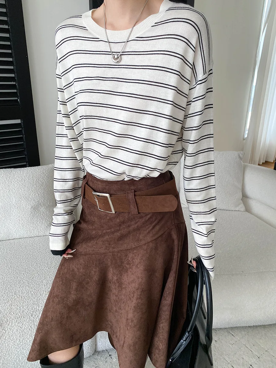 Autumn new color blocking striped loose slimming round neck knitted sweater