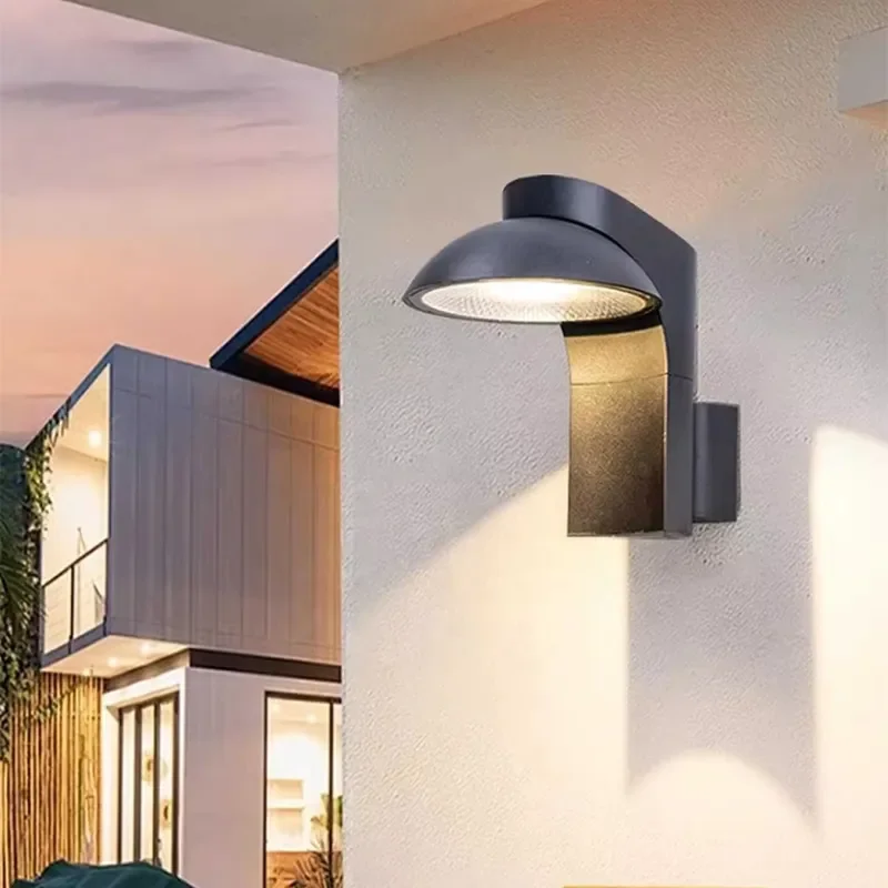 Modern Decorative Long Cylinder Square Aluminum LED Wall Light Polycarbonate IP65 Waterproof Outdoor Garden Corridor Light