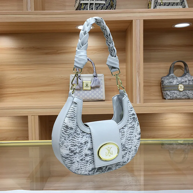 

Luxury Brand Messenger Bag Shoulder Style for Ladies Leather Elegant Handbag Popular and Classic