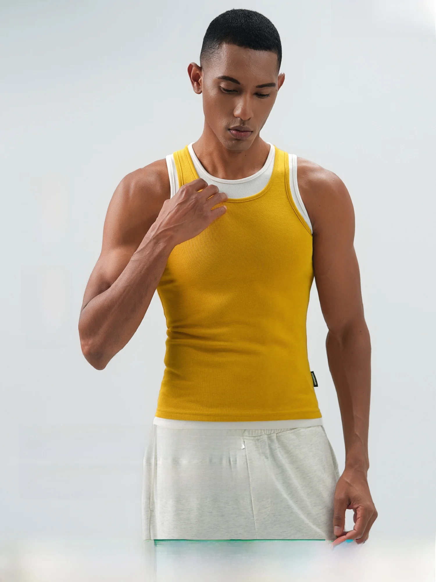 

Мужская летняя спортивная майка BD с цветными блоками, имитация двухслойности, дышащая, с наплечными вставками, для фитнеса и тренировок, без рукавов