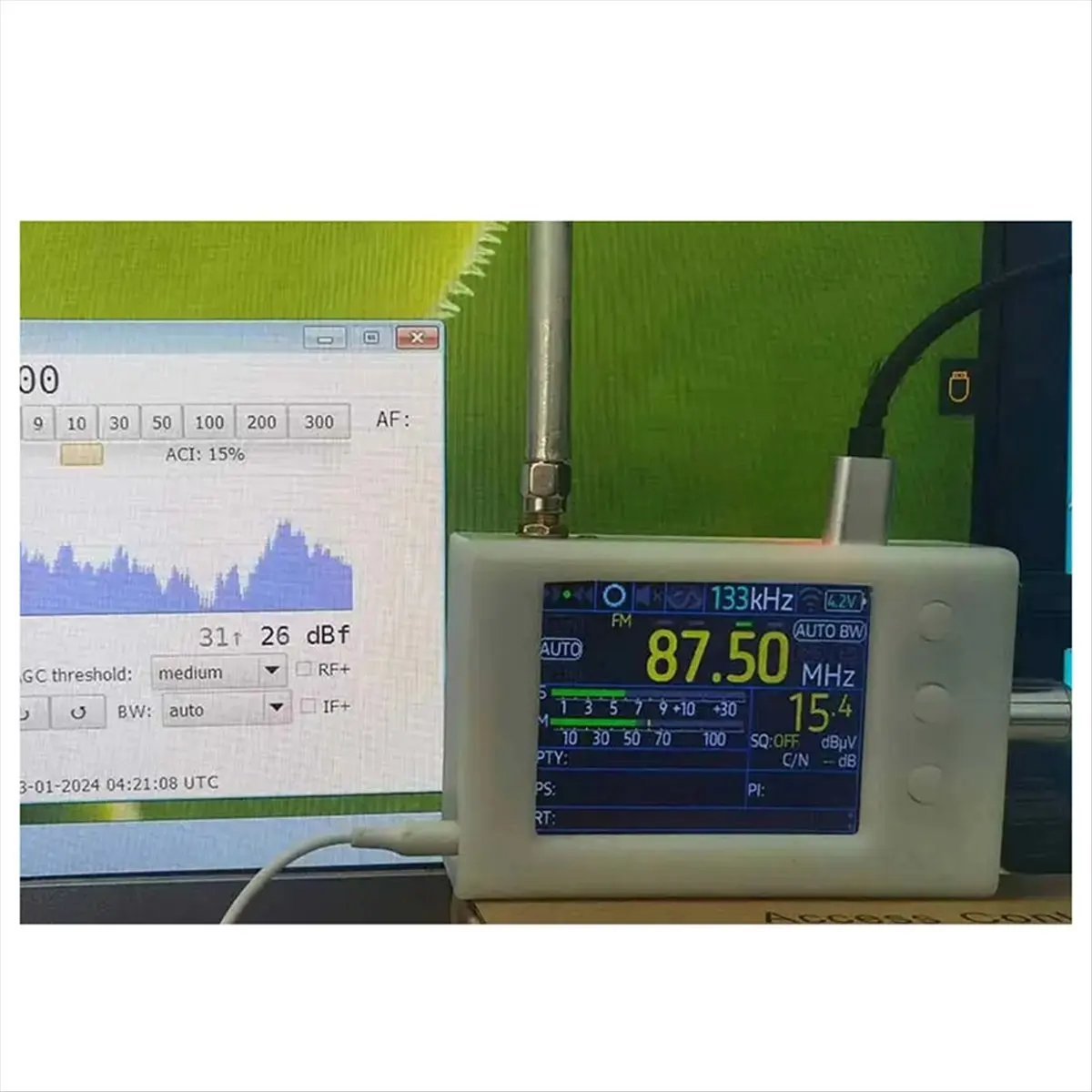 * A02R 64-108MHZ Portátil TEF6686 Receptor de rádio de banda completa RDS AM FM SW MW LW com antena Tela de 2,8 polegadas PE5PVB B