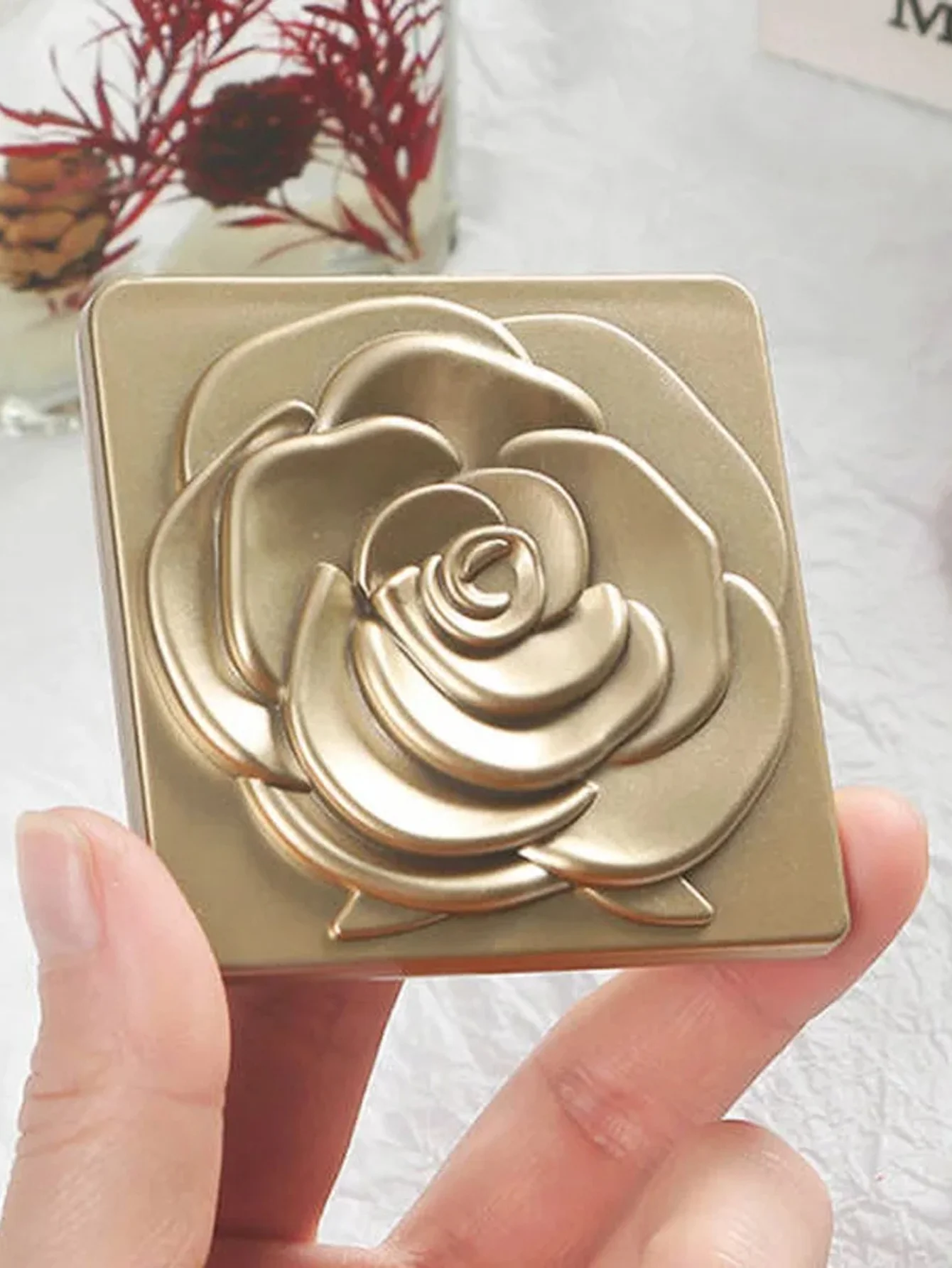 Portable Make-up Mirror Nordic Style Double-Sided Folding Mirror Plane Mirror Double Mirror 2X Magnification High With Rose