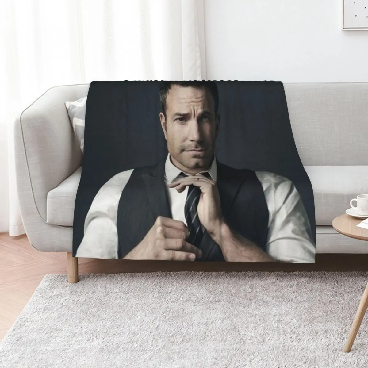 ben affleck Throw Blanket Machine Washable Soft Warm Blanket