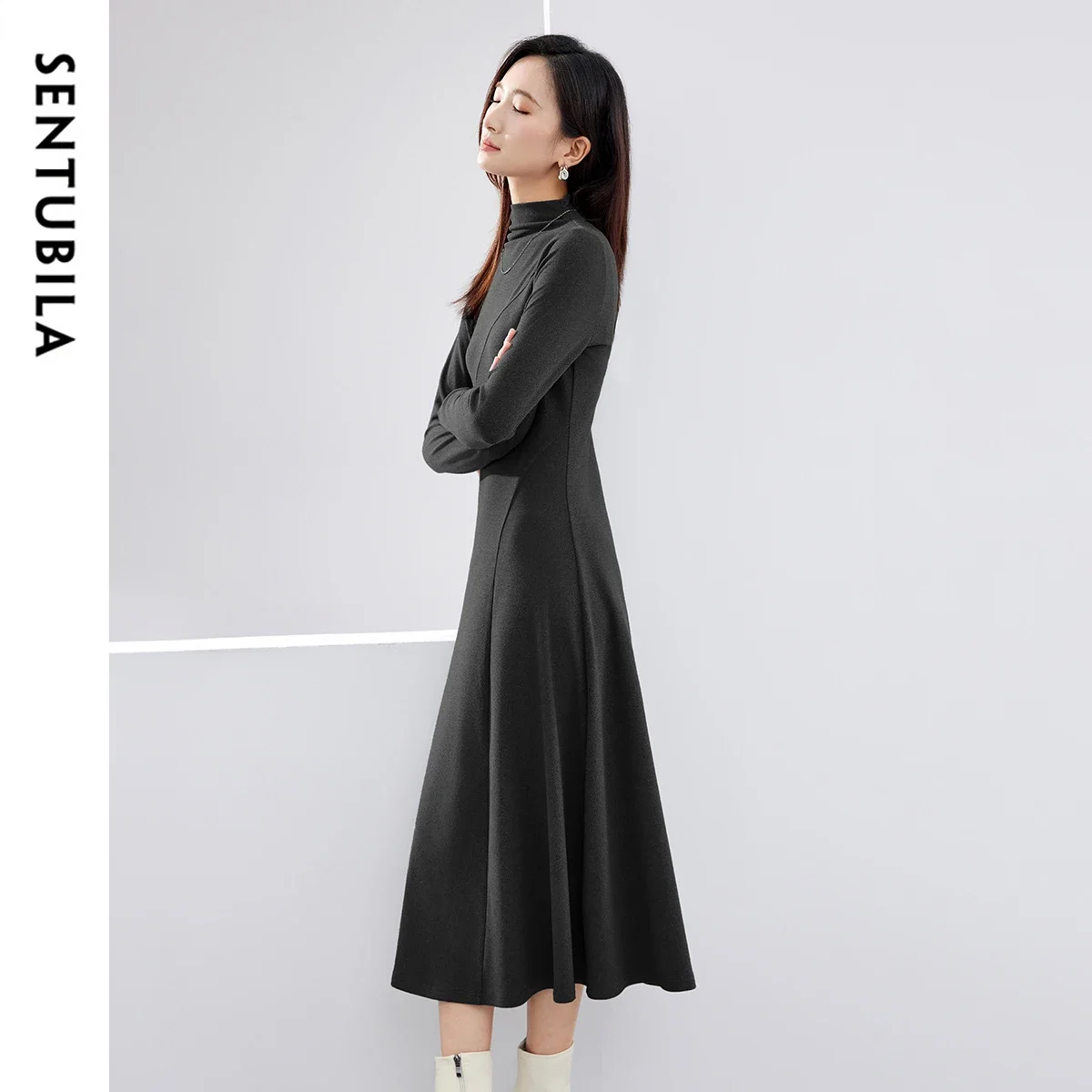 

SENTUBILA Black Dress Woman 2025 Autumn Fashion Slim Fit Knitted Half High Neck Long Sleeve Elegant Casual Long Dresses144L58347