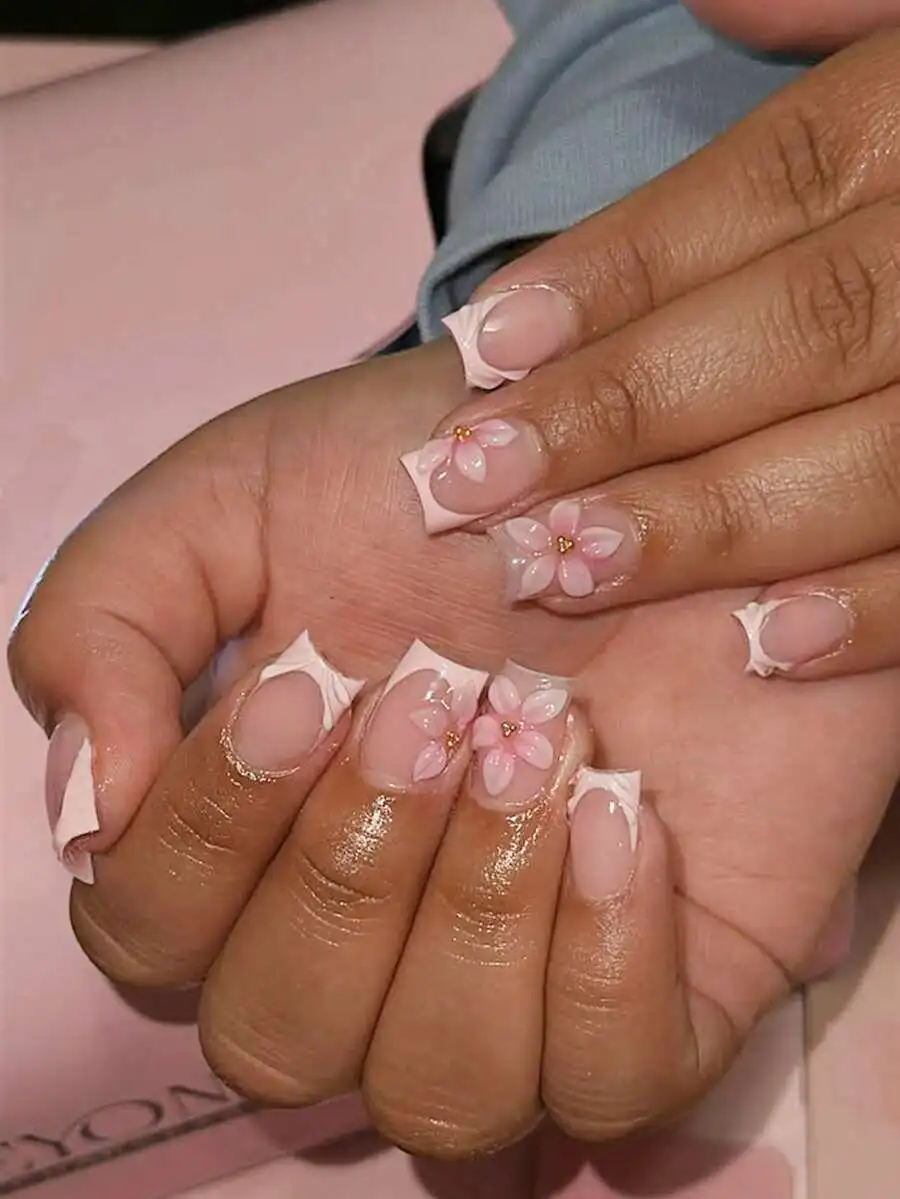 

24pcs Pink 3D Floral French Square Almond Fake Nails Set, Includes 1 Bottle Gel Glue And 1 Nail File, Suitable For Women's Daily