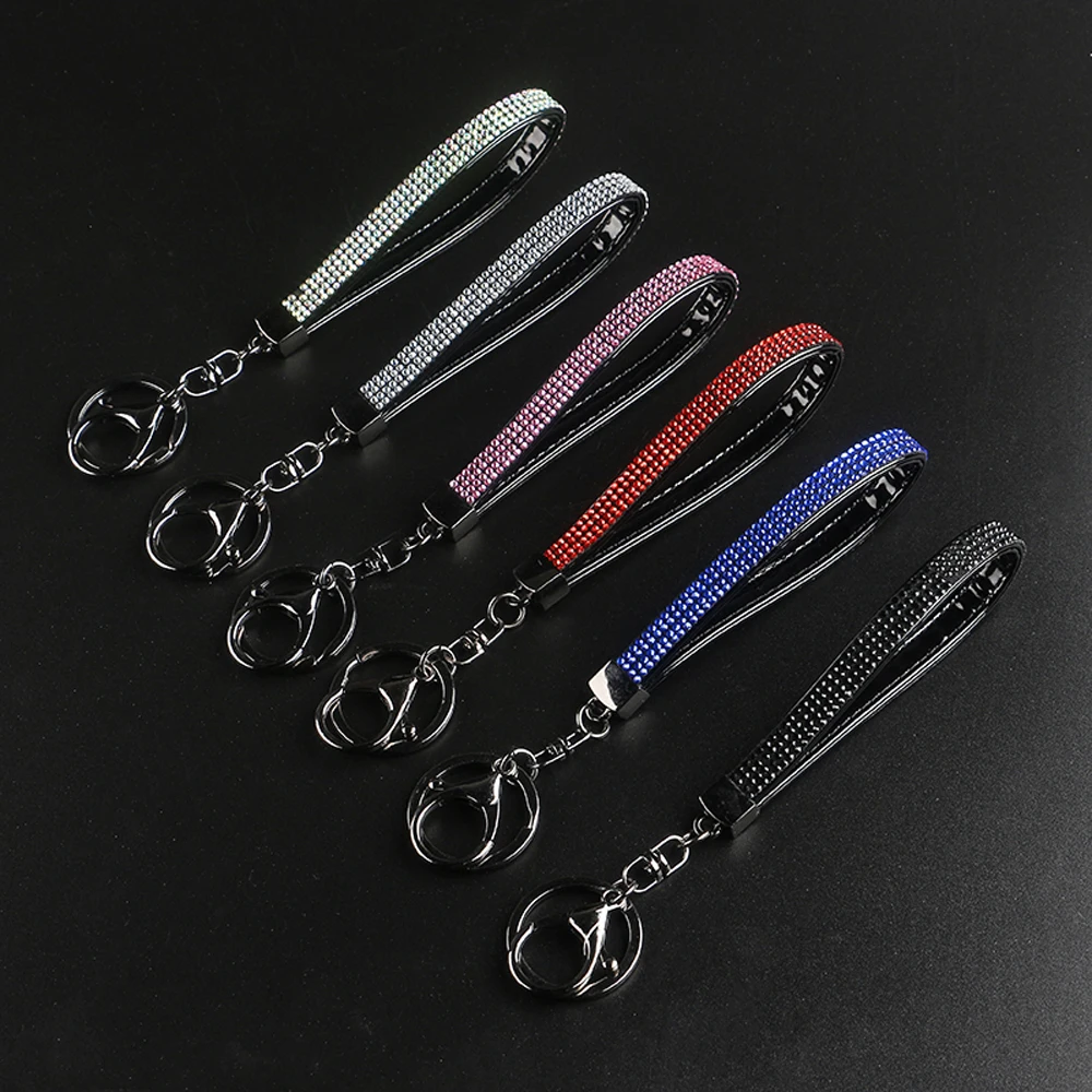 Universal Luxury Car Keychain Lanyard Crystal Rhinestone Mobile Phone Neck Strap Key Ring Holder Bling Car Accessories for Woman