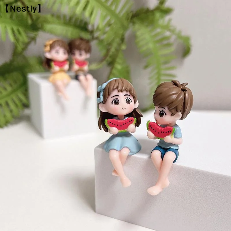1 Par de Figuras de Pareja Comiendo Sandía, Figuras de Amantes, Miniatura de Pareja, Modelo de Niño y Niña, Princesa, Hada, Adornos para Jardín y Coche〔Nest〕