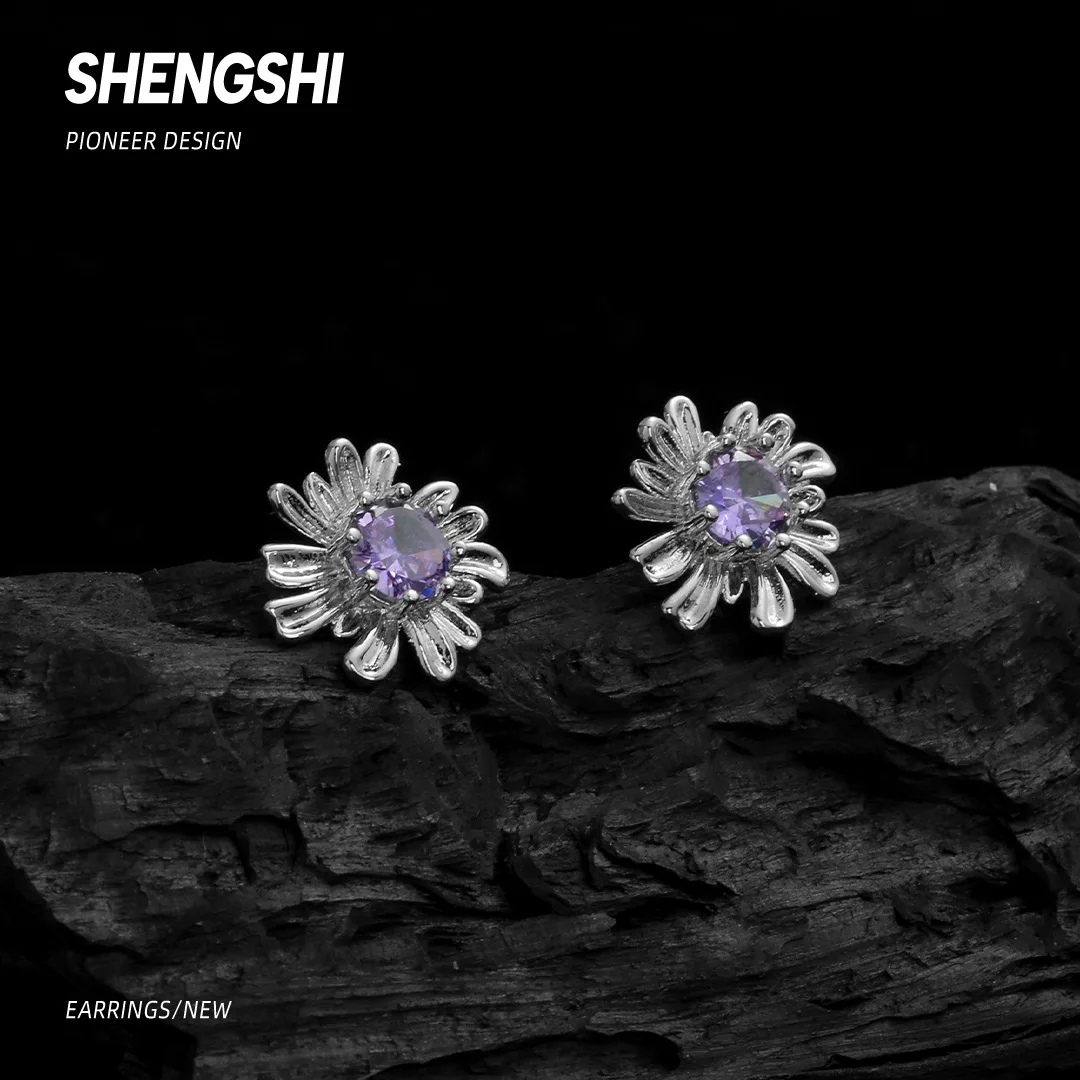 French-style flower-shaped small stud earrings with delicate ear hooks, featuring a unique design and in the style of Instagram.