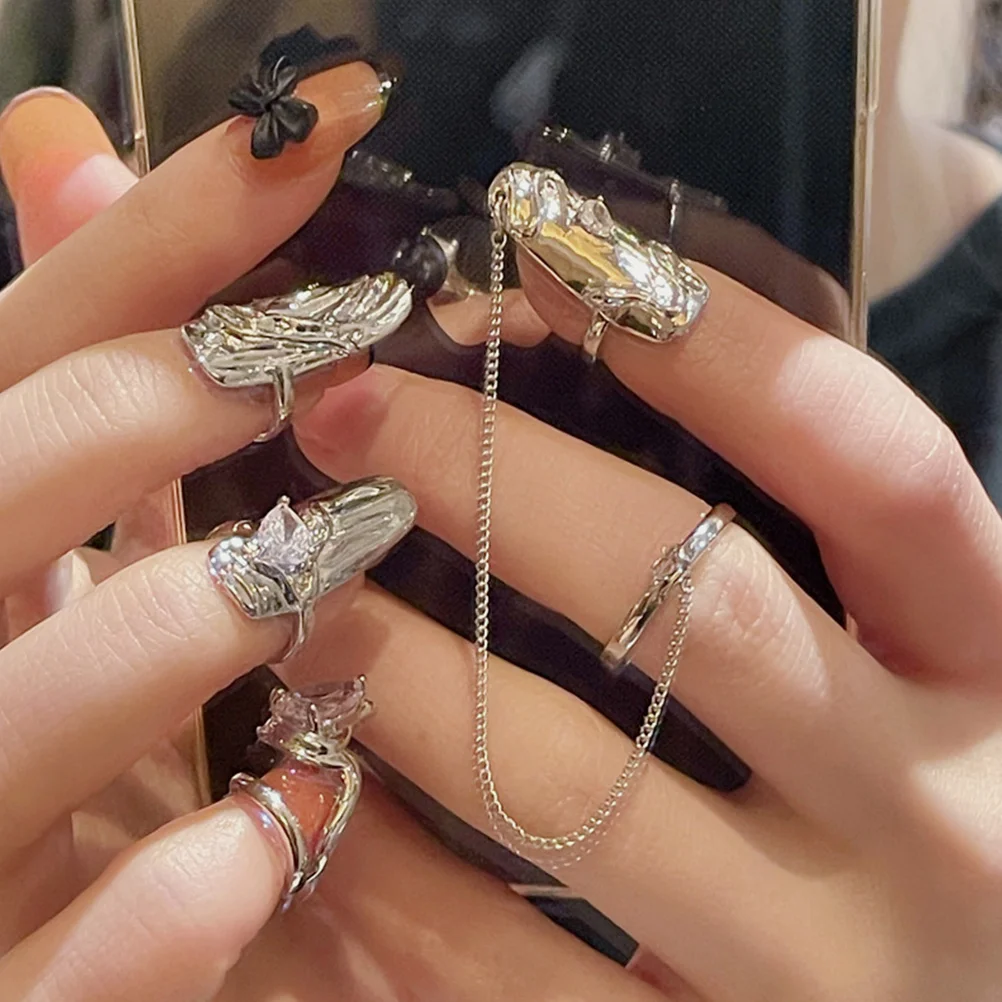 

4pcs Open Nail Ring Adjustable Rhinestones Fingernail Ring Women Finger Tip Jewelry Decor Alloy Charming Eye Catching Shape