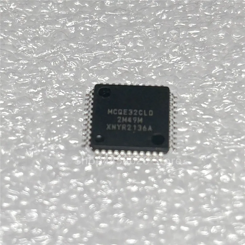 

MCQE32CLD MC9S08QE32CLD qfp44 5pcs
