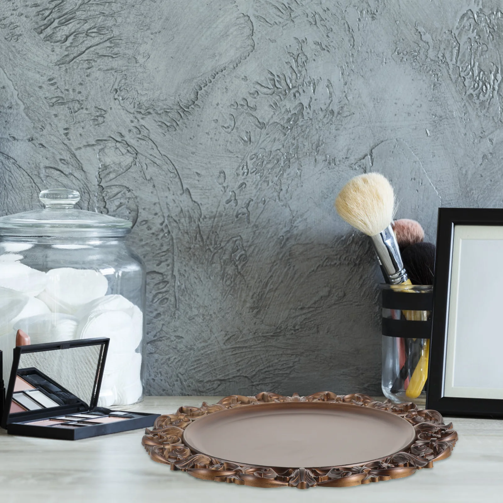 

Vintage Carved Tray Retro Style Plate Smooth Surface For Snacks Desserts Steaks Serving Western Food Fruit Storage Kitchen