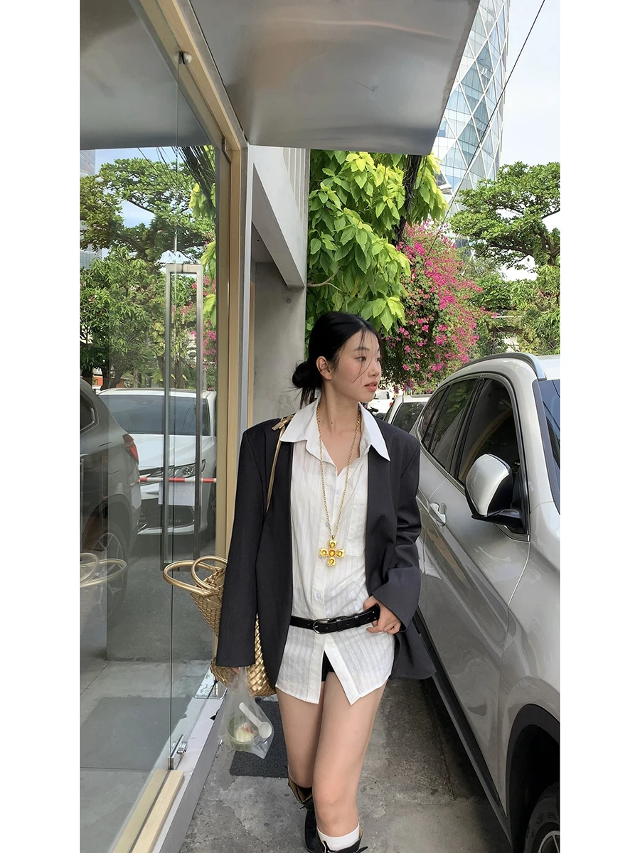 

Sli White Long Sve Women's irt Autumn Faionable Age-Defng Outerwear Design Straight Cut Cotton Commute Sle