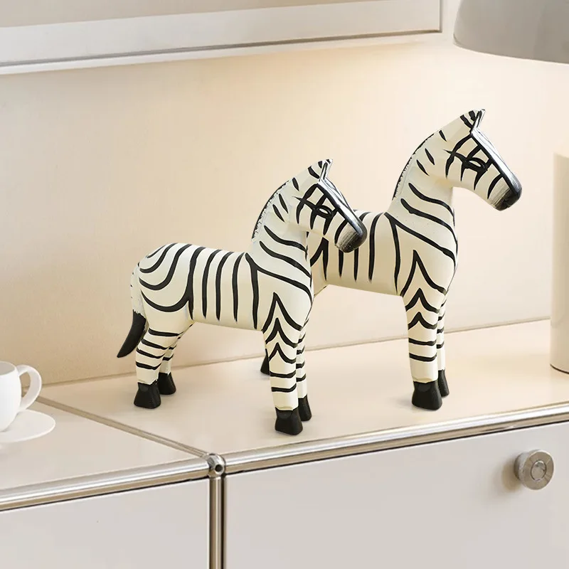 

Nordic Simple Zebra Wooden Ornaments Living Room Bedroom Office Desktop Photo Props Arts Crafts Decoration Birthday Gifts