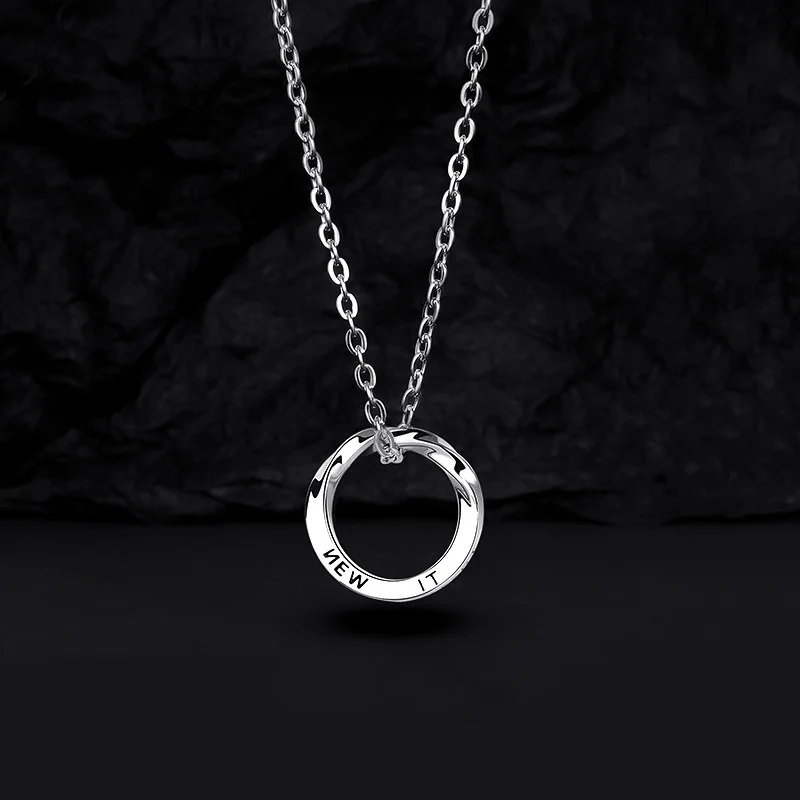 

Fashion Mobius Strip Necklace for Men Trendy Minimalist Versatile Pendant High-End Design Forward Aesthetic Jewelry Accessory