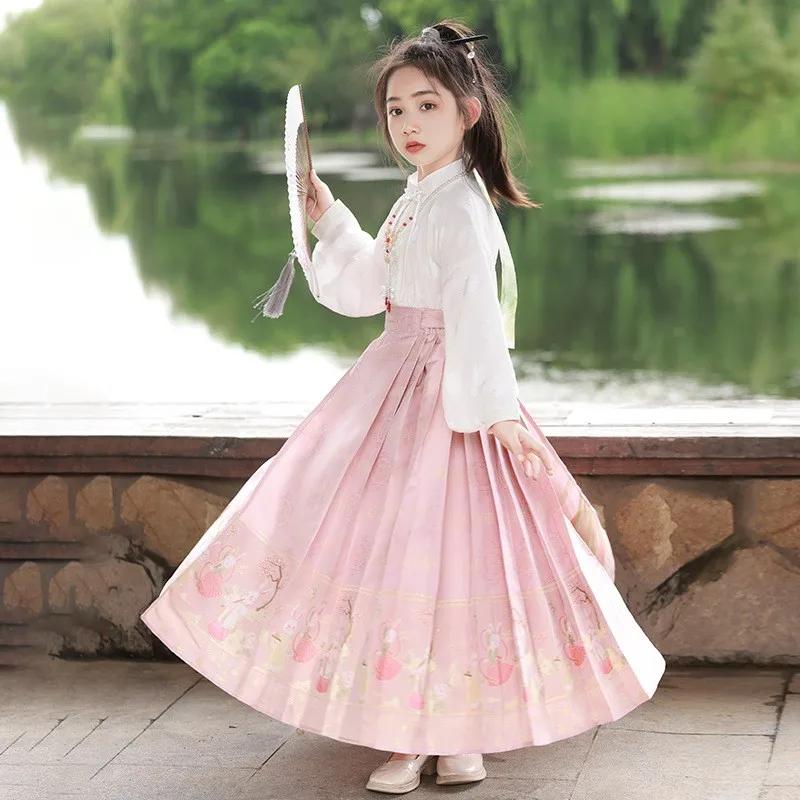 Set di gonne con faccia di cavallo retrò Hanfu Set di ragazze moderne ed eleganti Costume tradizionale cinese orientale Moda Esegui abiti da ballo Codplay