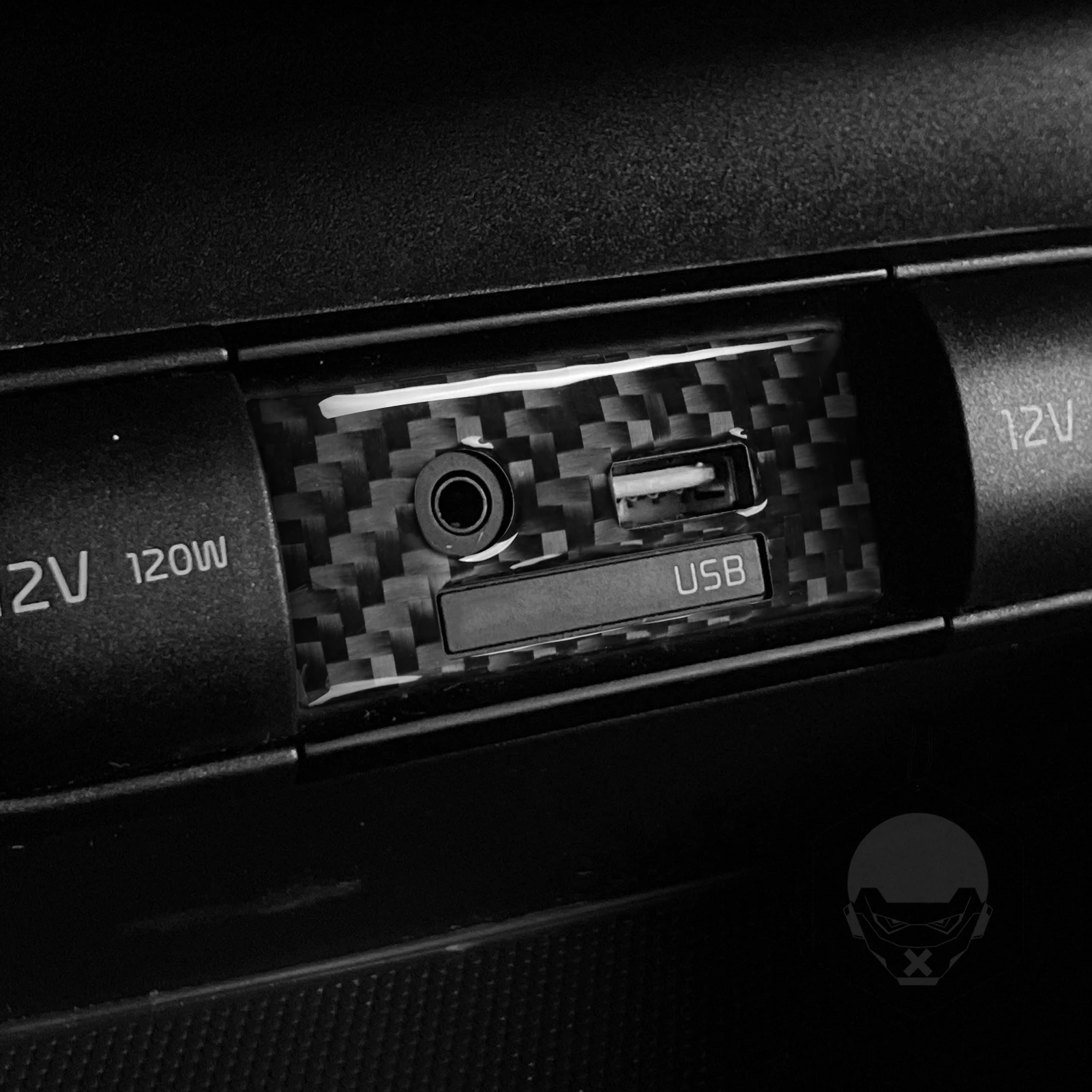 Real Carbon Fiber Car Accessories USB Charger Panel Trim Cover Soft Sticker For Kia Soul 2014 2015 2016 2017 2018 2019