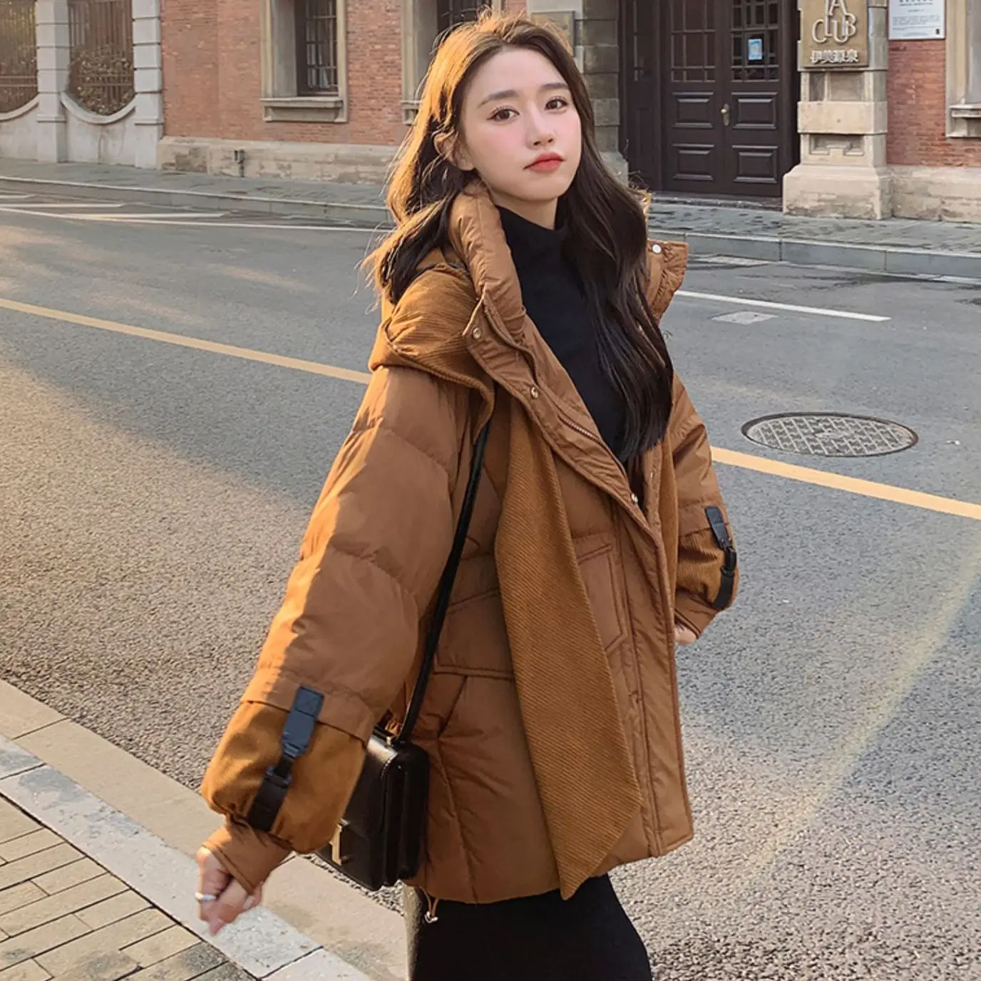 

Женская стеганая куртка-парка с подкладкой, на молнии, светоотражающая, в стиле карго, приталенная, для активного отдыха, с широкой талией, двойного назначения, однотонная, удлиненная