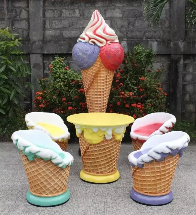 Factory prices for large fiberglass ice cream decorations, giant ice cream cones for display and sale