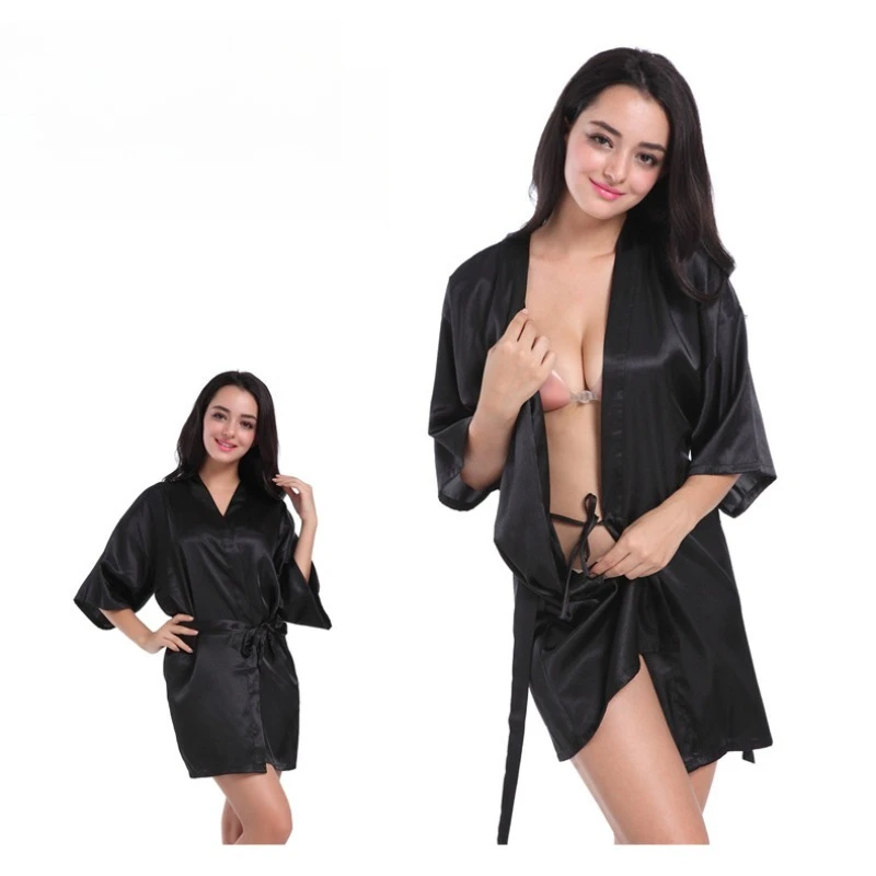 ชุดคลุมอาบน้ำสั้นสีพื้นสำหรับผู้หญิง 1 ชิ้น ชุดนอนผ้าซาตินเลียนแบบผ้าไหม พร้อมเข็มขัด