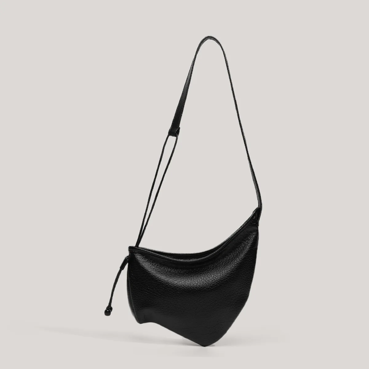 

2025 New niche design Bubble croaker niche lazy dumplings underarm bag women tote shoulder cross-body bag