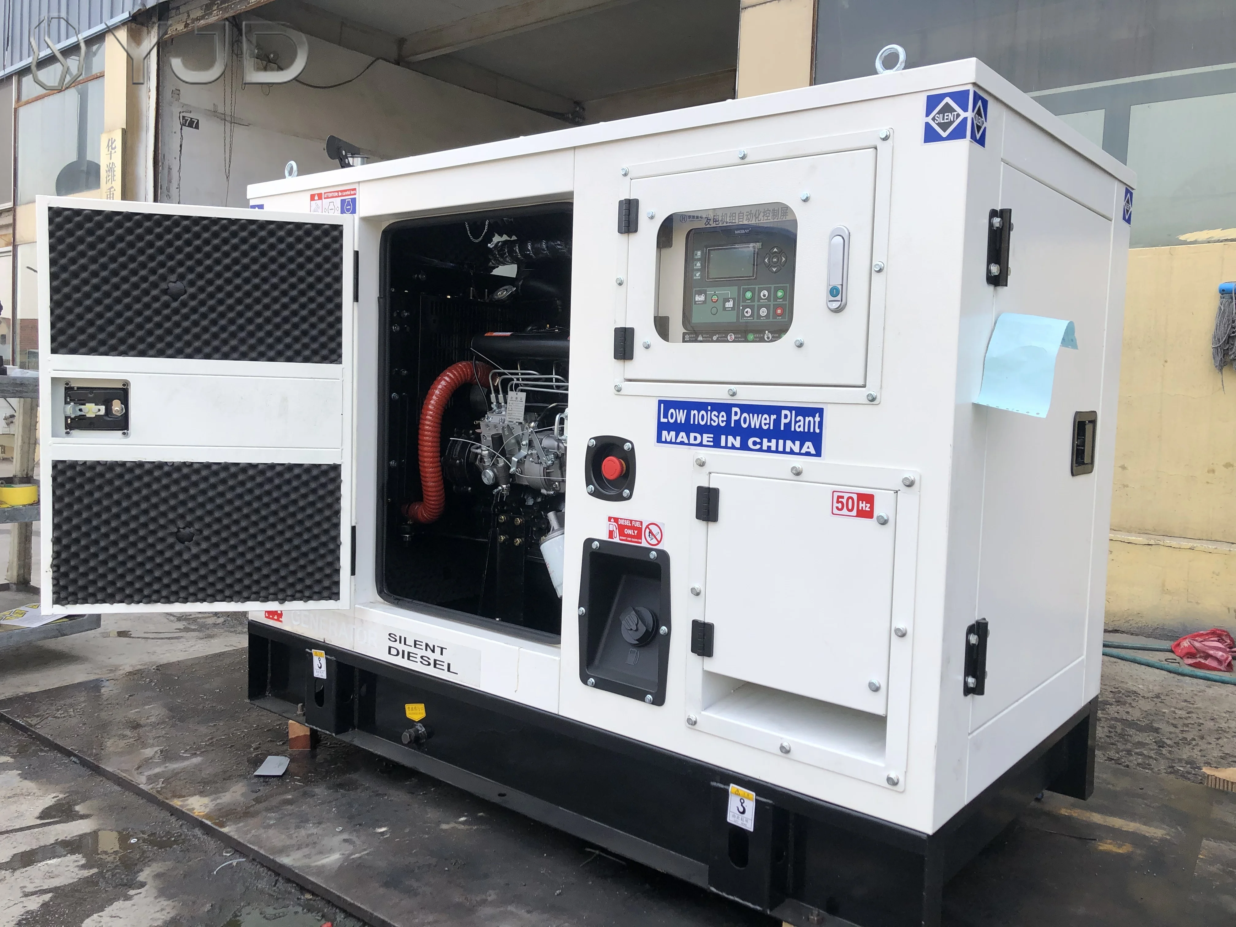 Super Silent 100KVA Output Power Water Cooled Diesel Generator 50/60hz Auto Start ATS 3/Single Phase