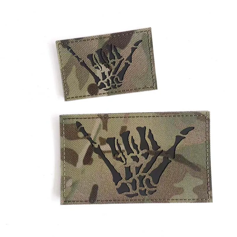 Totenkopf-Skelett-Hand-Finger Taktische Applikation, Outdoor-Abzeichen IR Infrarot-Reflektierende Patches mit Klettverschluss für Rucksack, Weste – Detail 5