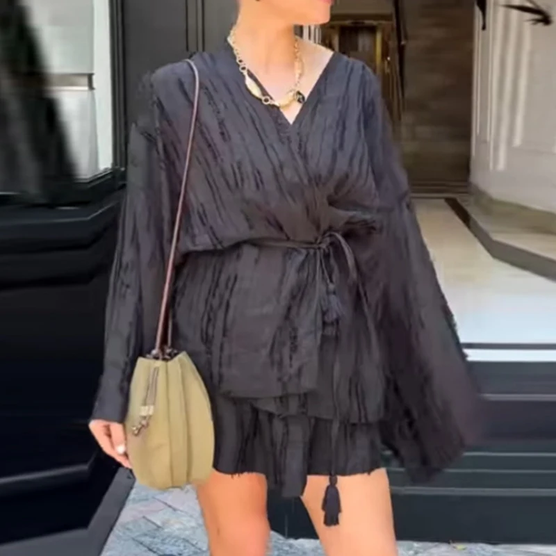

Sexy V-neck Cardigan & Short Pant Set Women Casual Long Sleeve Personalized Outfits Fashion Commuter Solid Color Loose 2Pc Suit