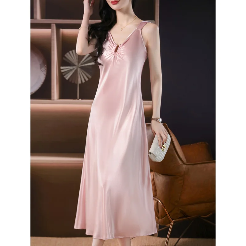 黒のドレス夏の婦人服 2025 新しい胸プリーツサテンロングドレス誕生日ドレス女性のためのストラップセクシーな背中の開いたドレス