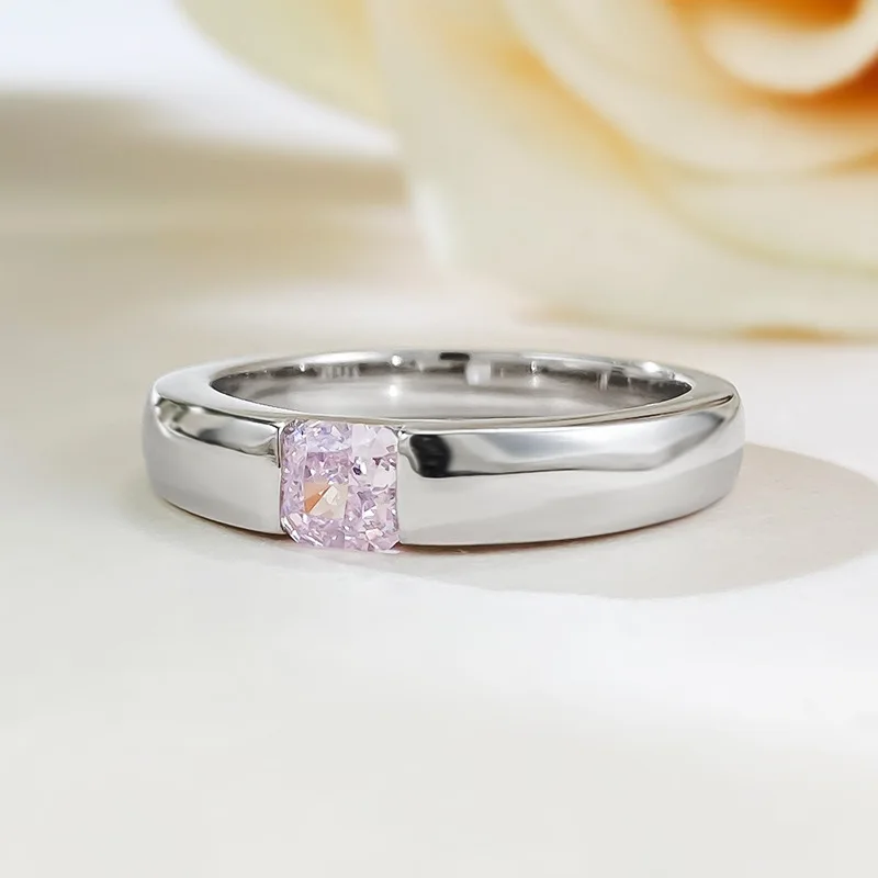 New S925 Silver Inlaid 5 * 5mm Square Pink Diamond Personalized Ring for Women with Simple Daily Instagram Style