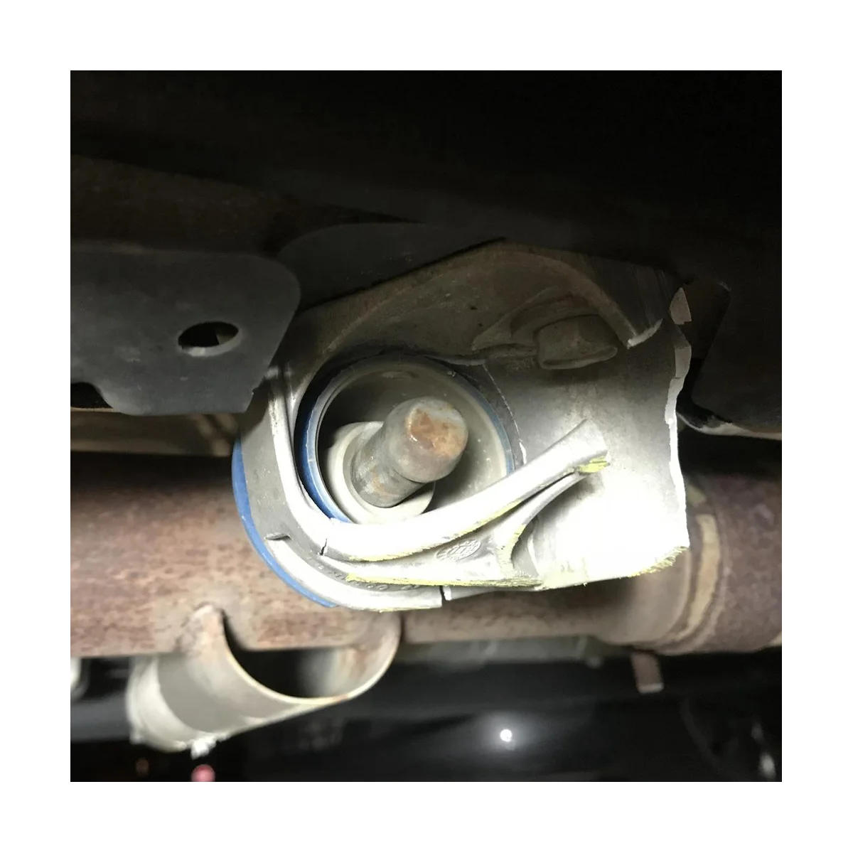 Tubo de escape para JEEP CHEROKEE, conjunto medio de suspensión de silenciador (frontal), 68185869AB, 2014-2022