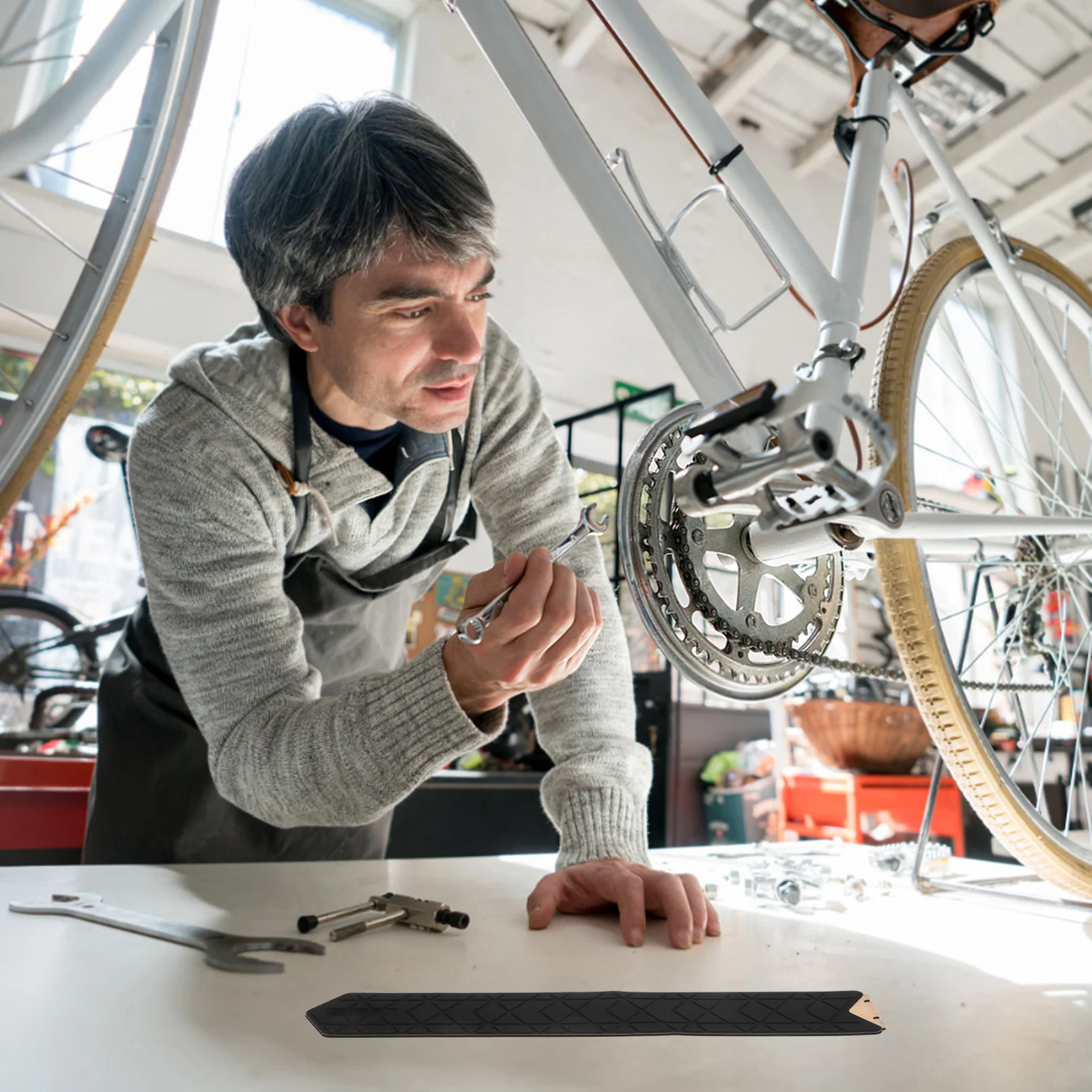 

Silicone Bike Chain Guard Protector Durable Waterproof Frame Protection For Mountain Road Bicycle Universal Chainstay Cover