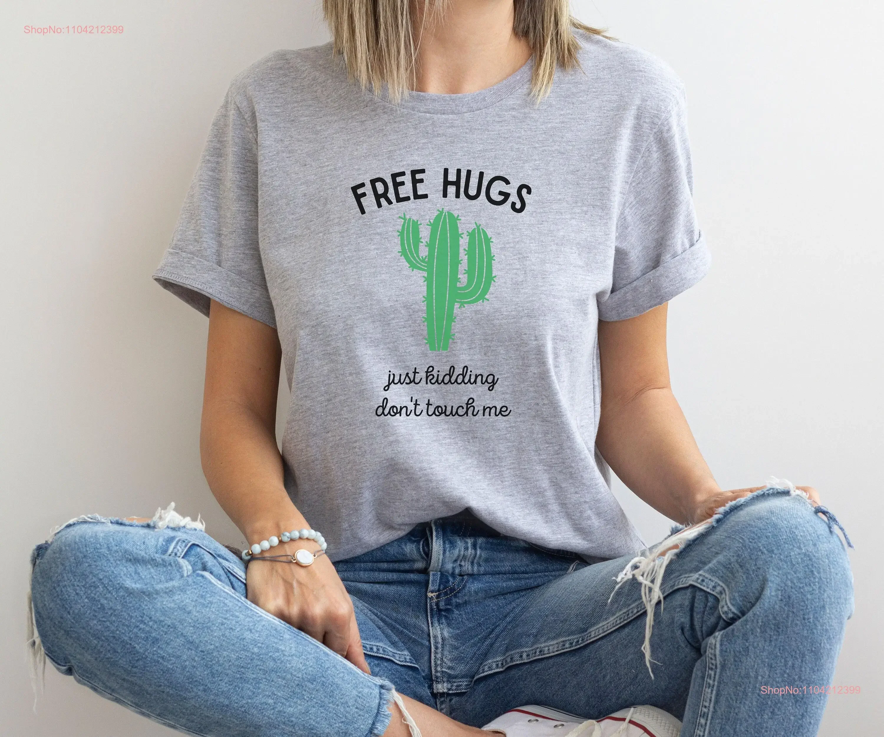 

Футболка Free Hugs Just Kidding для женщин, социальное дистанцирование, не прикасайся со мной, забавная, винтажная, дышащая, унисекс, мужская