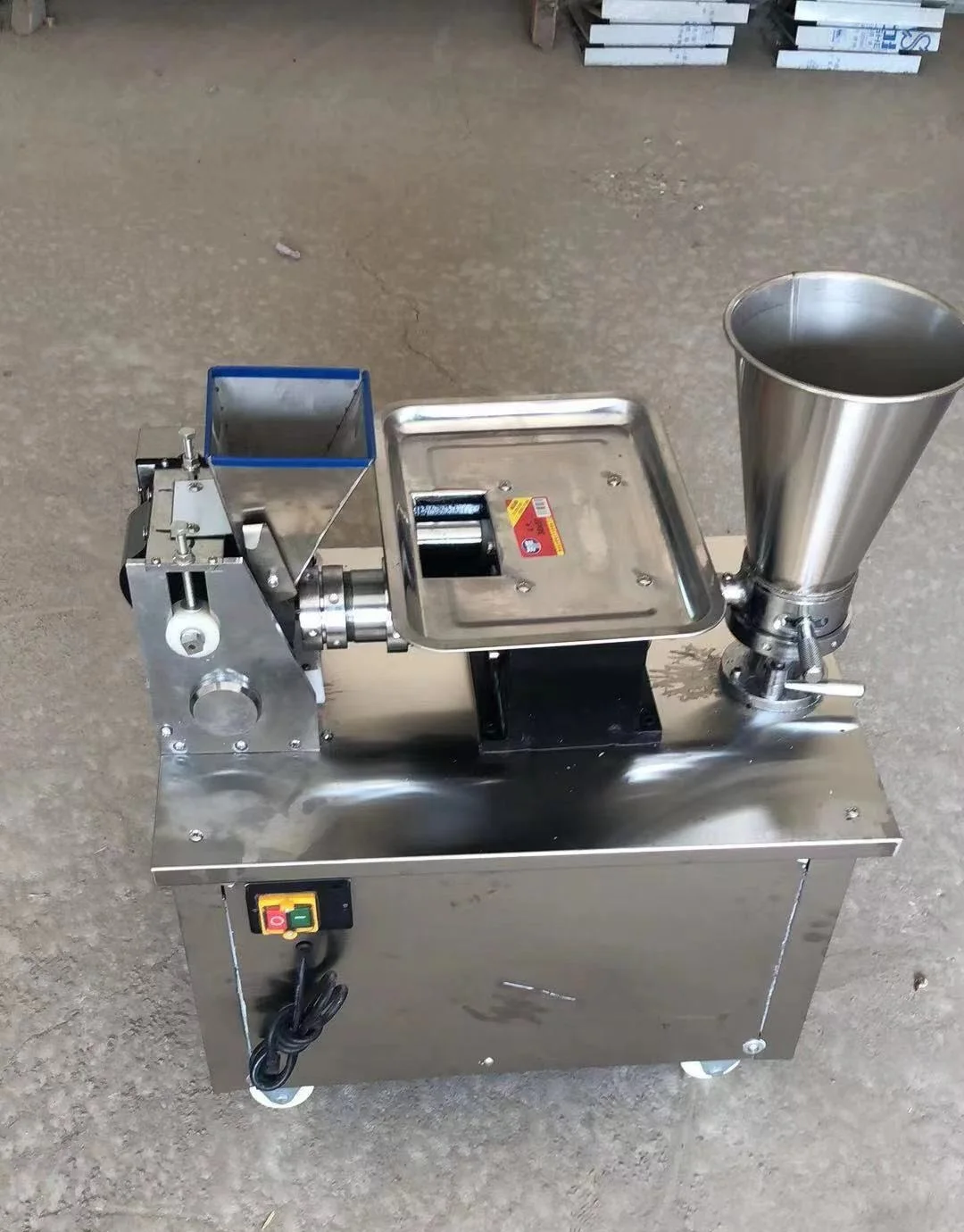 Automatic 4800pcs/h Samosa Ravioli Machine