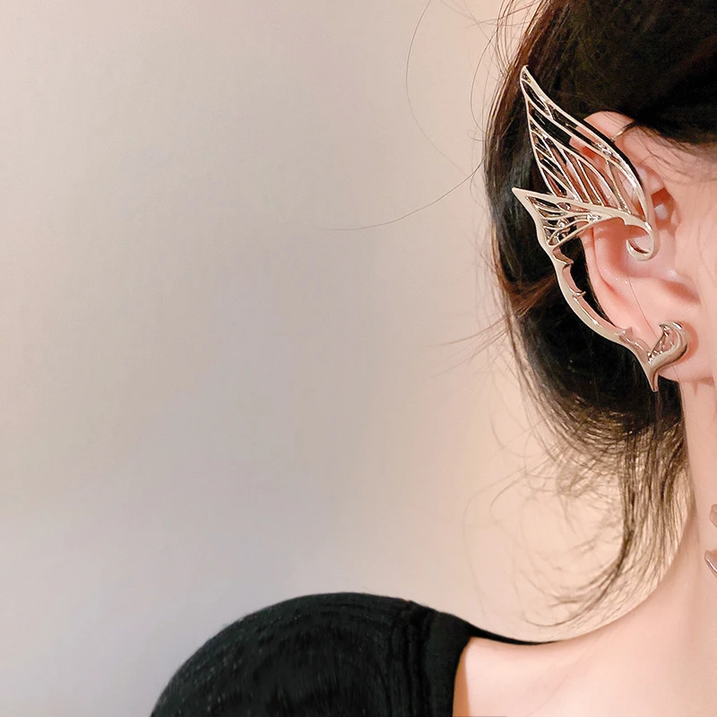 Silberfarbener Schmetterlings-Ohrclip ohne Piercing für Frauen, hohler Kupfer-Metall-Ohrclip, Punk-Ohrhaken-Schmuck K1 – Detail 2