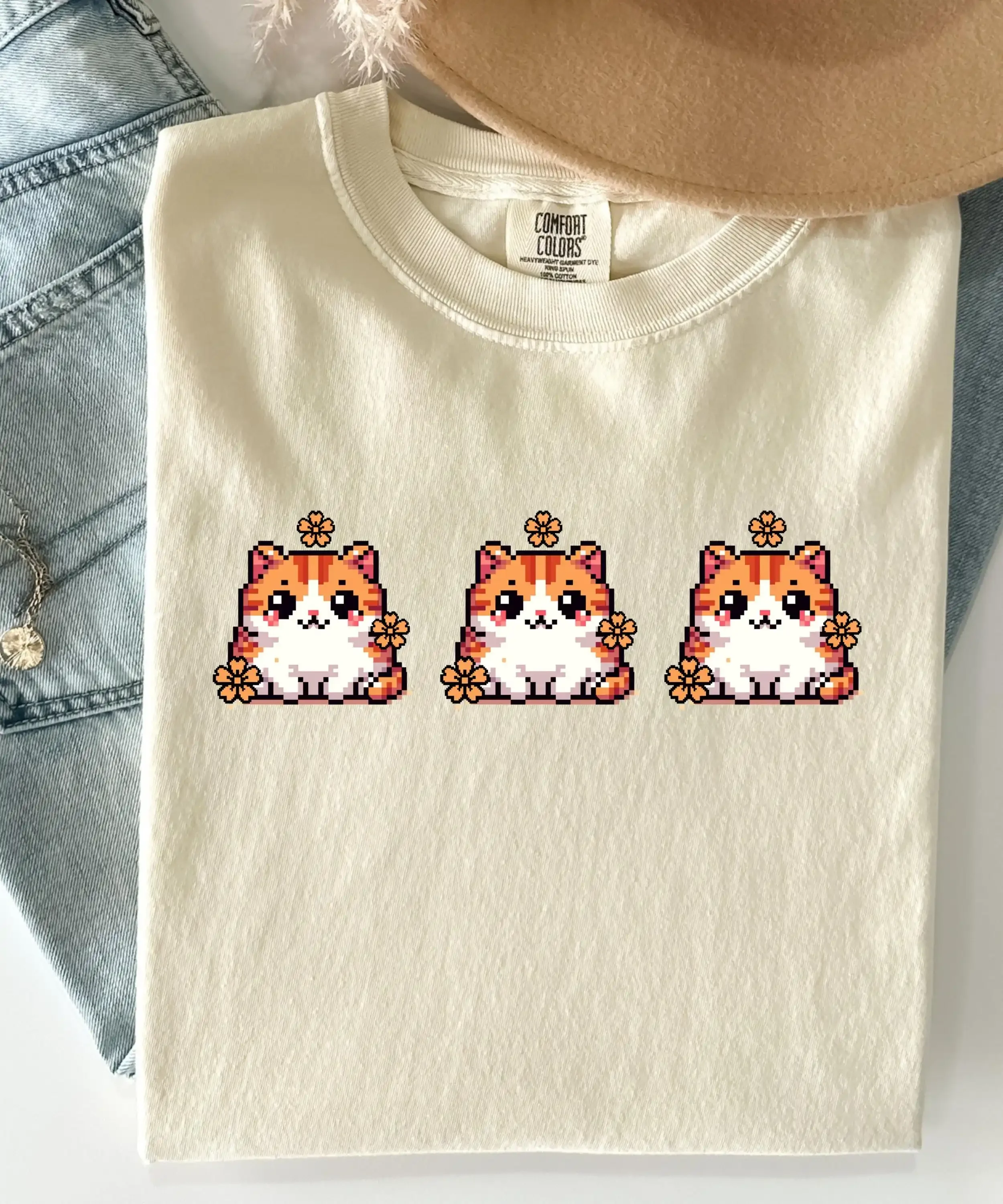 Pixel Tabby CaT T Shirt Gamer tee Cute Lover Retro Gaming Kawaii Art