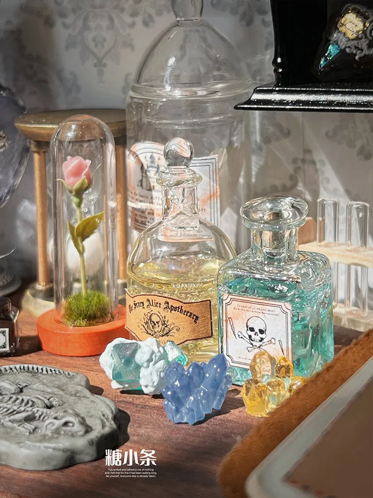 6Points DollHouse Miniature Magic Potions Retro Magic House Bryce Model BJD Potion Bottle Ob Scene Accessory Hourglass Gem Model