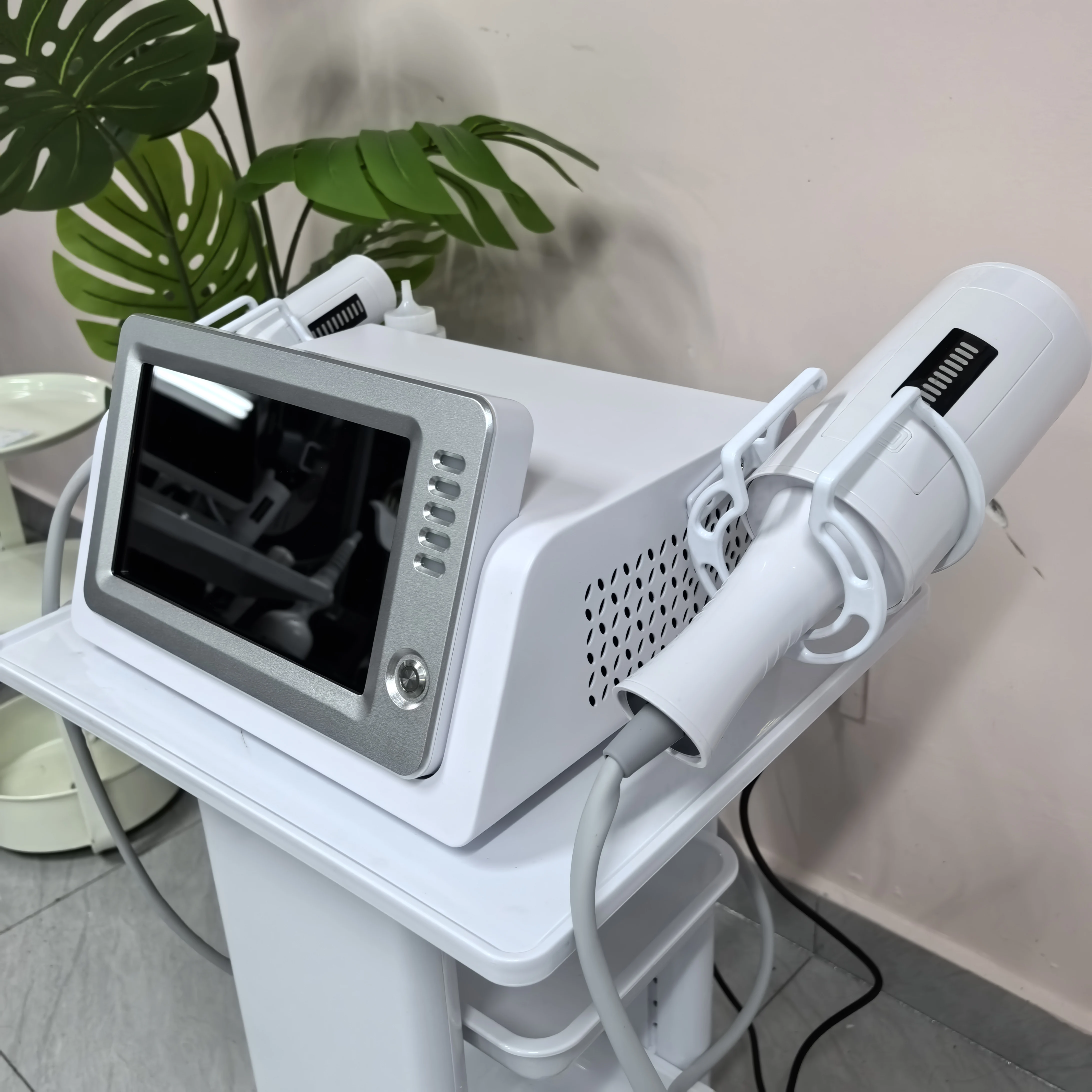 

Professional Roller Body Massage Physiotherapy Technology Eliminates Pain Anti cellulite Skin Rejuvenation Slimming Machine