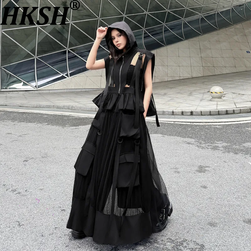 

HKSH Women Dark Set Hollow Out Zipper Ruched Hooded Waistcoat Sleeveless Top Multi-pocket Wide Leg Pants Chic New Summer HK20548