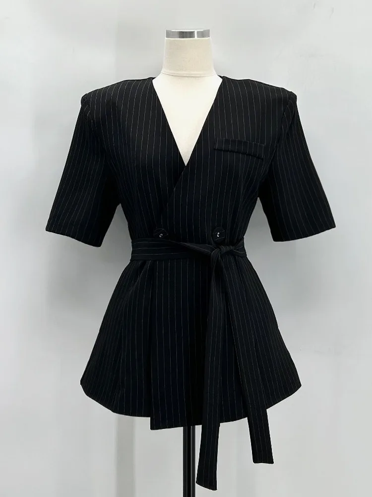 Chic Vintage Women's Jaet Slim Fit ort Sve V-Ne เข็มขัดเอวลายด้านบนเดินทาง Sle ผ้าโพลีเอสเตอร์